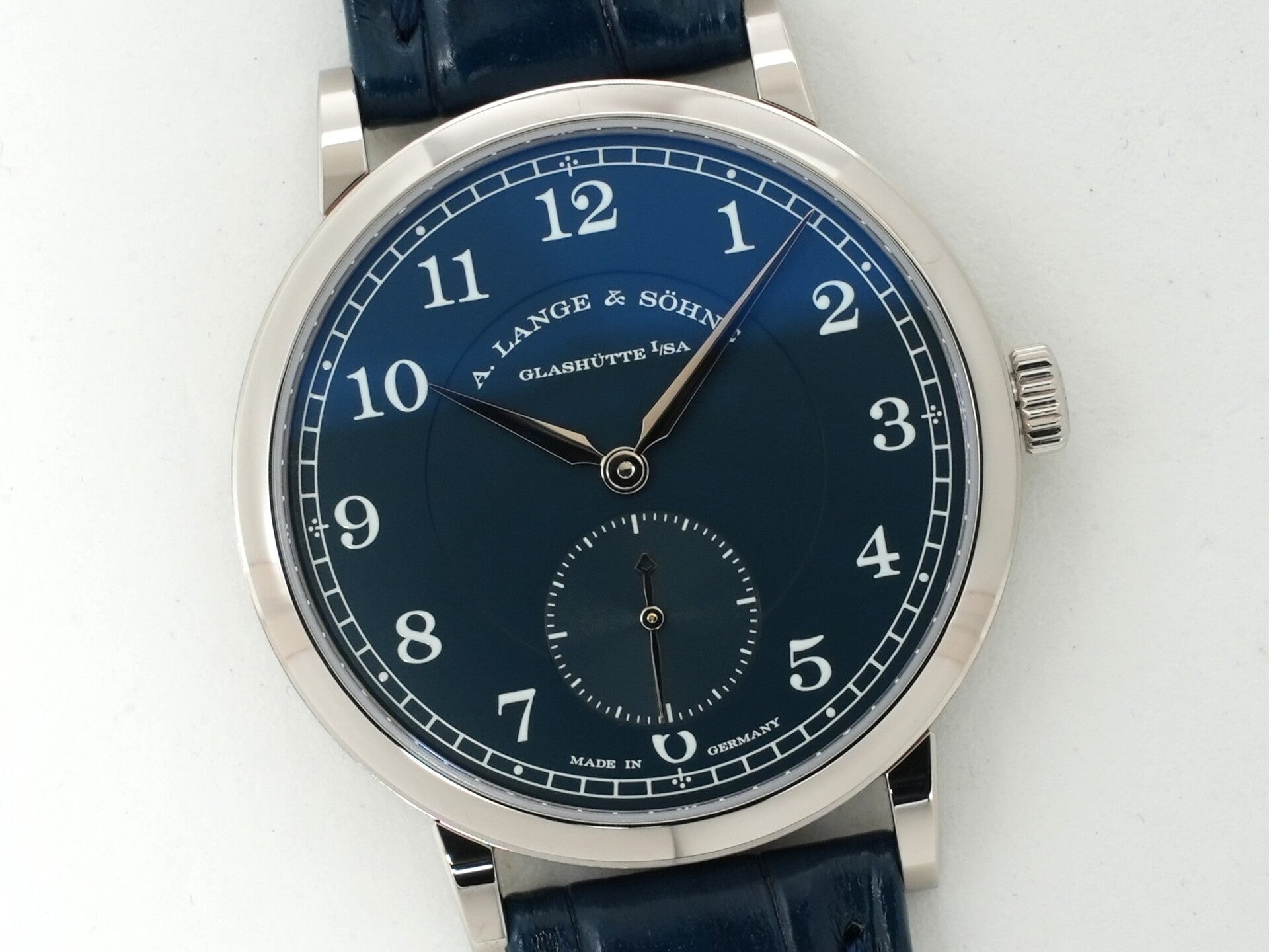 A. Lange &amp; Söhne 1815 Ref. 220.028 White Gold Blue Dial Unused dgiovkrf