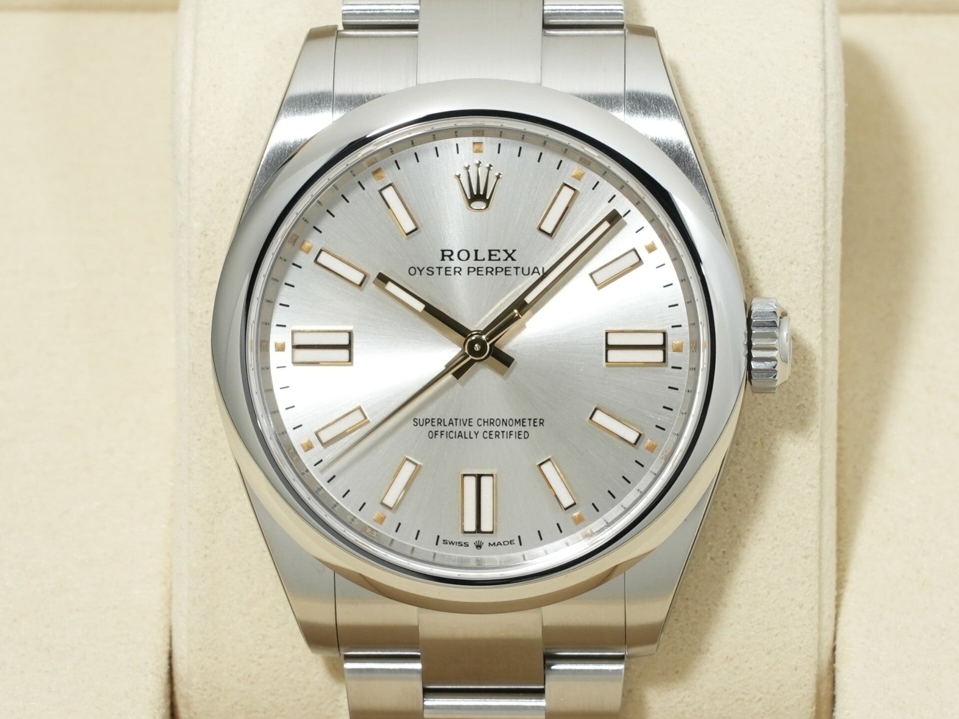 ロレックス オイスターパーペチュアル41 Ref.134300 ステンレススチール シルバー文字盤 未使用 w2e8qjda