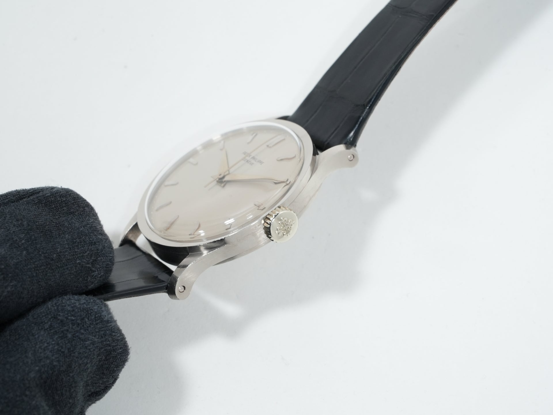 パテックフィリップ カラトラバ Ref.570 ホワイトゴールド シルバー文字盤 中古 e3bqmtw6