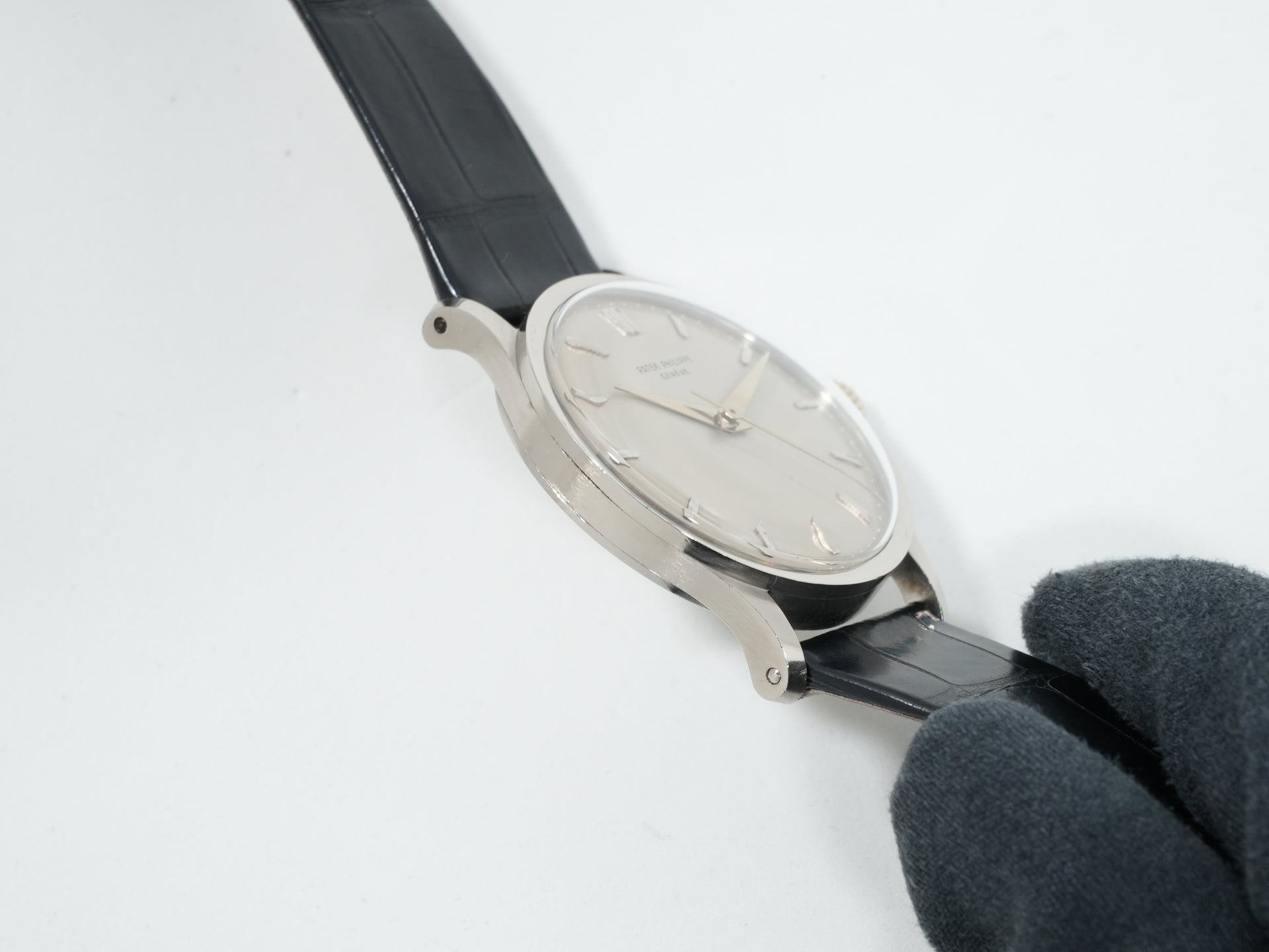 パテックフィリップ カラトラバ Ref.570 ホワイトゴールド シルバー文字盤 中古 e3bqmtw6