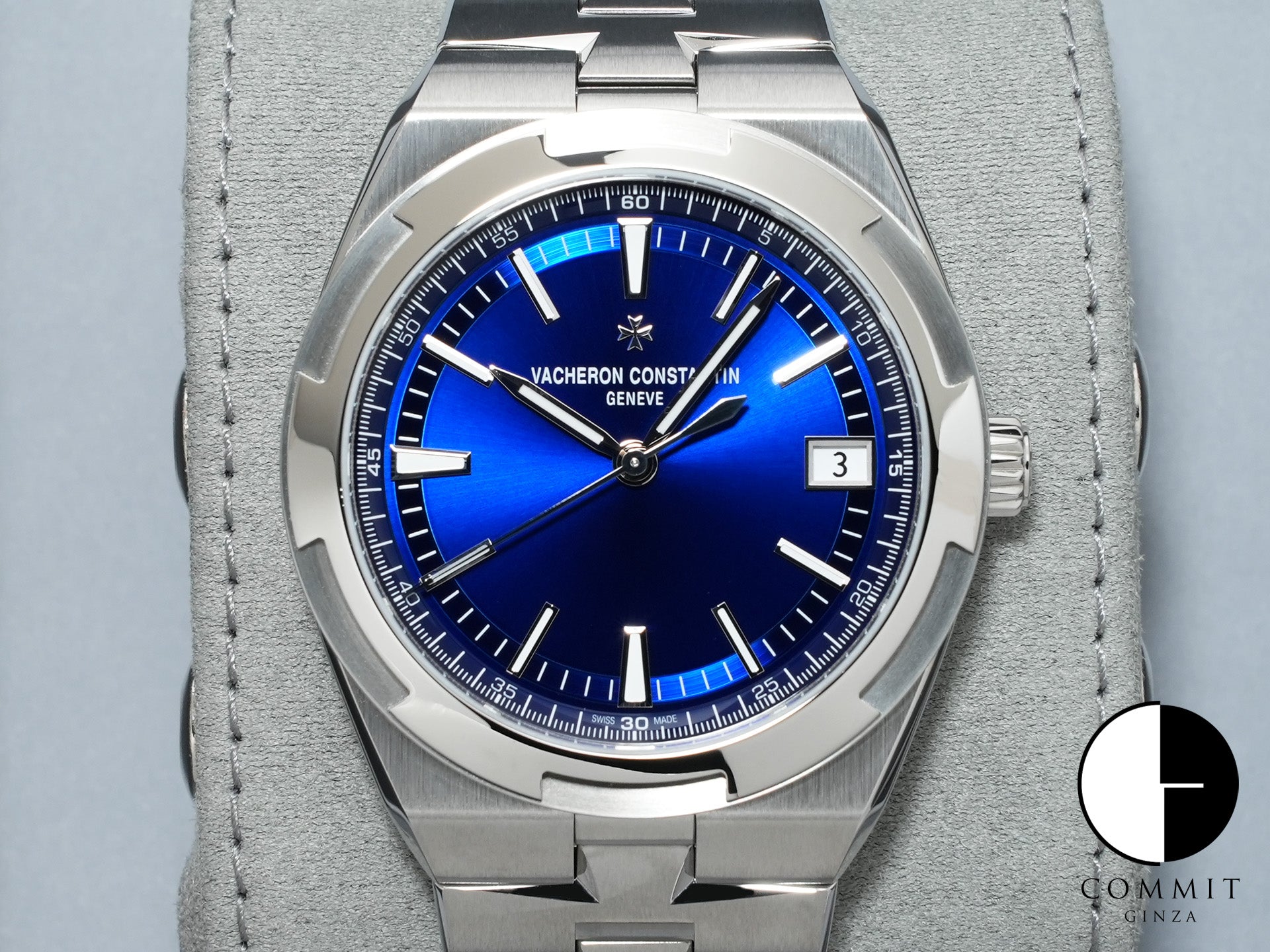 Vacheron Constantin Overseas Automatic Ref. 4520V/210A-B128 Stainless Steel Blue Dial Unused fgait6mf