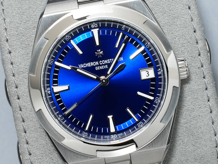 Vacheron Constantin Overseas Automatic Ref. 4520V/210A-B128 Stainless Steel Blue Dial Unused fgait6mf