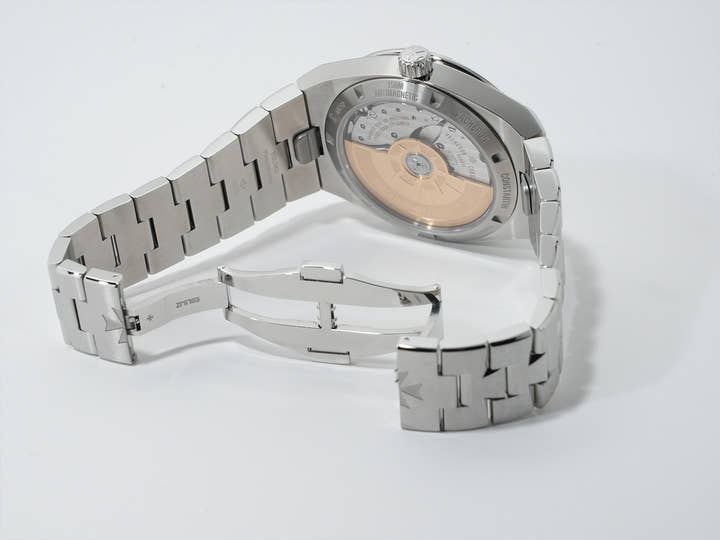 Vacheron Constantin Overseas Automatic Ref. 4520V/210A-B128 Stainless Steel Blue Dial Unused fgait6mf