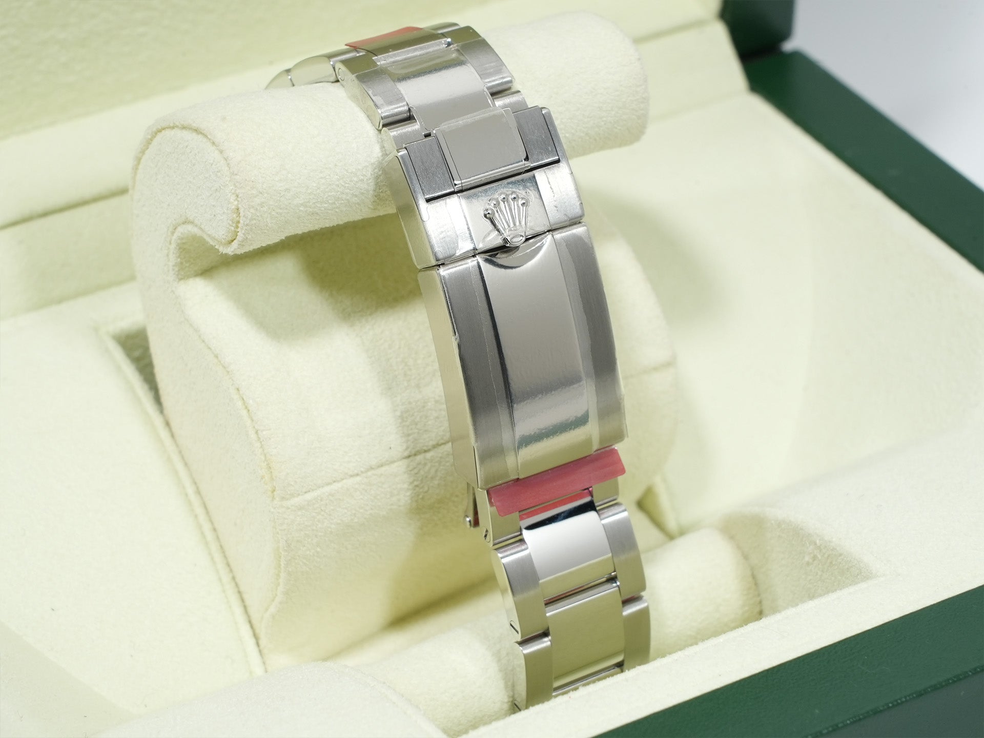 Rolex Daytona Ref. 116520 Stainless Steel White Dial Unused d5misdtb