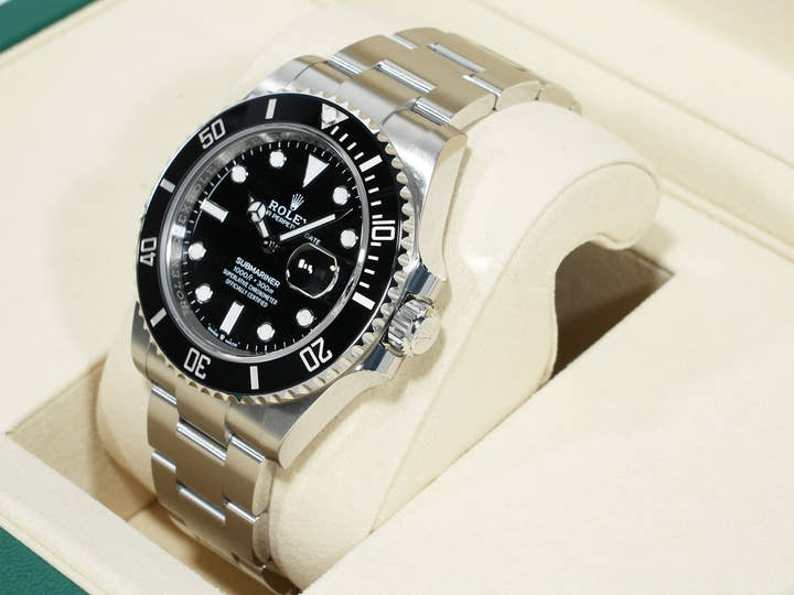 Rolex Submariner Date Ref. 126610LN Stainless Steel Black Dial Unused nrttq2we