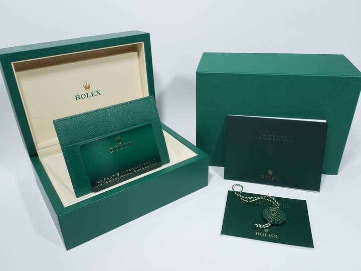 Rolex Submariner Date Ref. 126610LN Stainless Steel Black Dial Unused nrttq2we