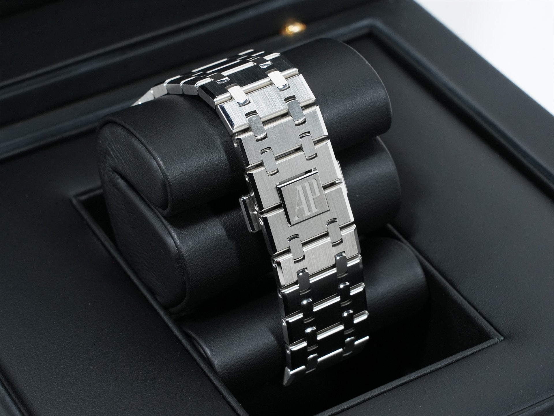 Audemars Piguet Royal Oak Chronograph 50th Anniversary Ref. 26240ST.OO.1320ST.03 Stainless Steel Silver Dial Excellent Condition khidbyrv