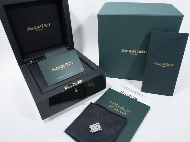 Audemars Piguet Royal Oak Chronograph 50th Anniversary Ref. 26240ST.OO.1320ST.03 Stainless Steel Silver Dial Excellent Condition khidbyrv