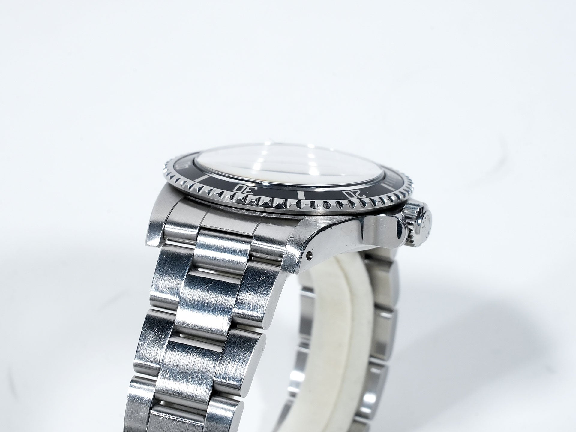 Rolex Submariner Ref. 5513 Stainless Steel Black Dial Pre-owned ypcmv3si