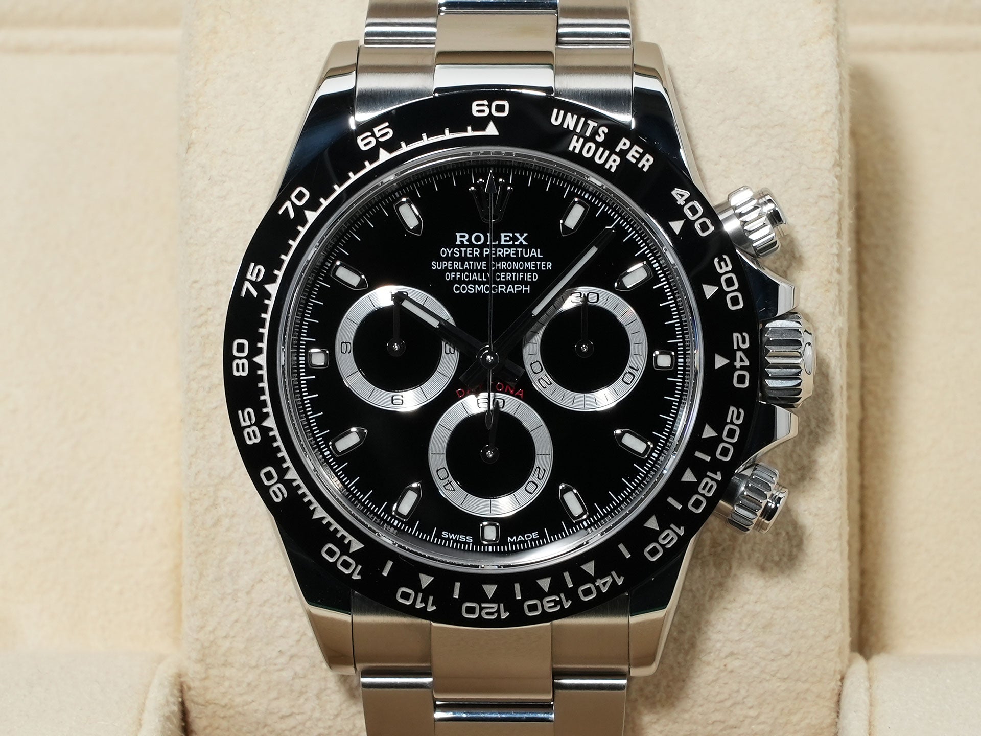 Rolex Daytona Ref. 116500LN Stainless Steel Black Dial Excellent Condition 9dkrxm3f