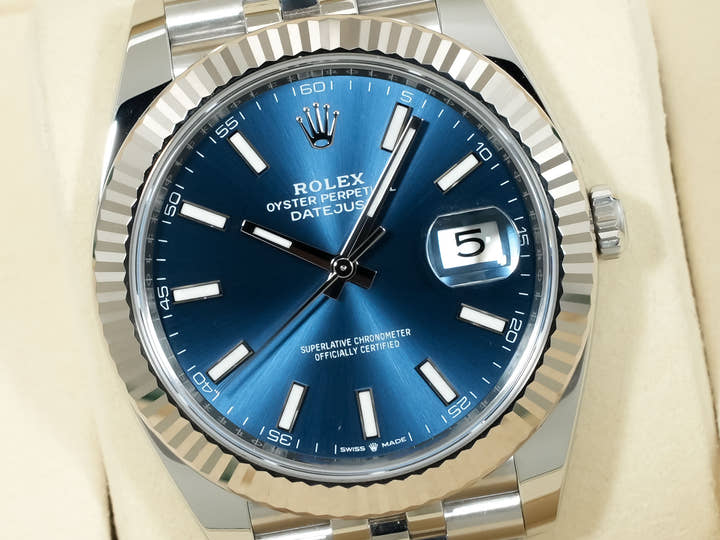 Pre-owned Rolex Datejust 41 Ref. 126334 Stainless Steel/White Gold Bright Blue Dial Jubilee Bracelet jjf2e2hy