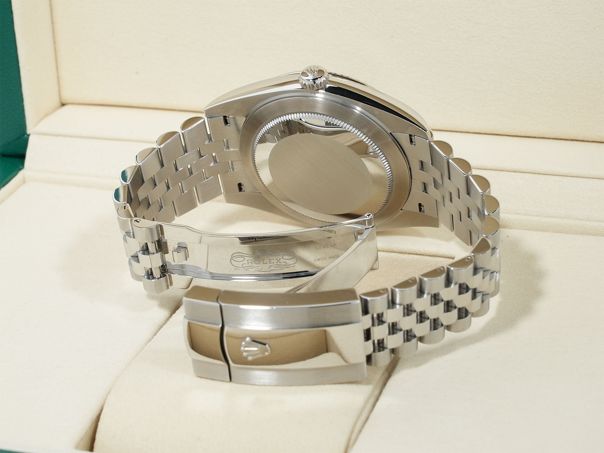 Pre-owned Rolex Datejust 41 Ref. 126334 Stainless Steel/White Gold Bright Blue Dial Jubilee Bracelet jjf2e2hy