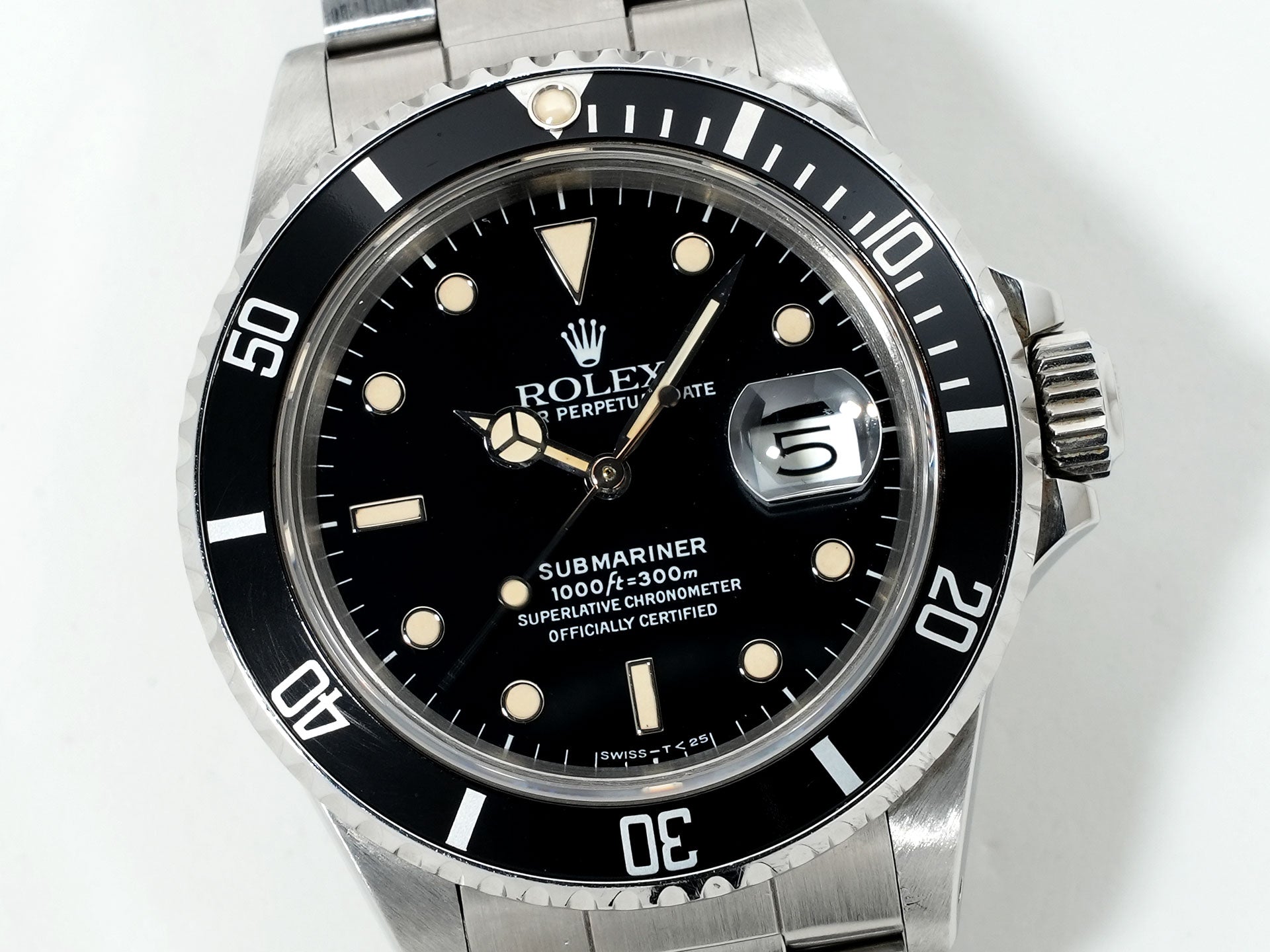 Rolex Submariner Date Ref. 16800 Stainless Steel Black Dial Pre-owned n5p53msh