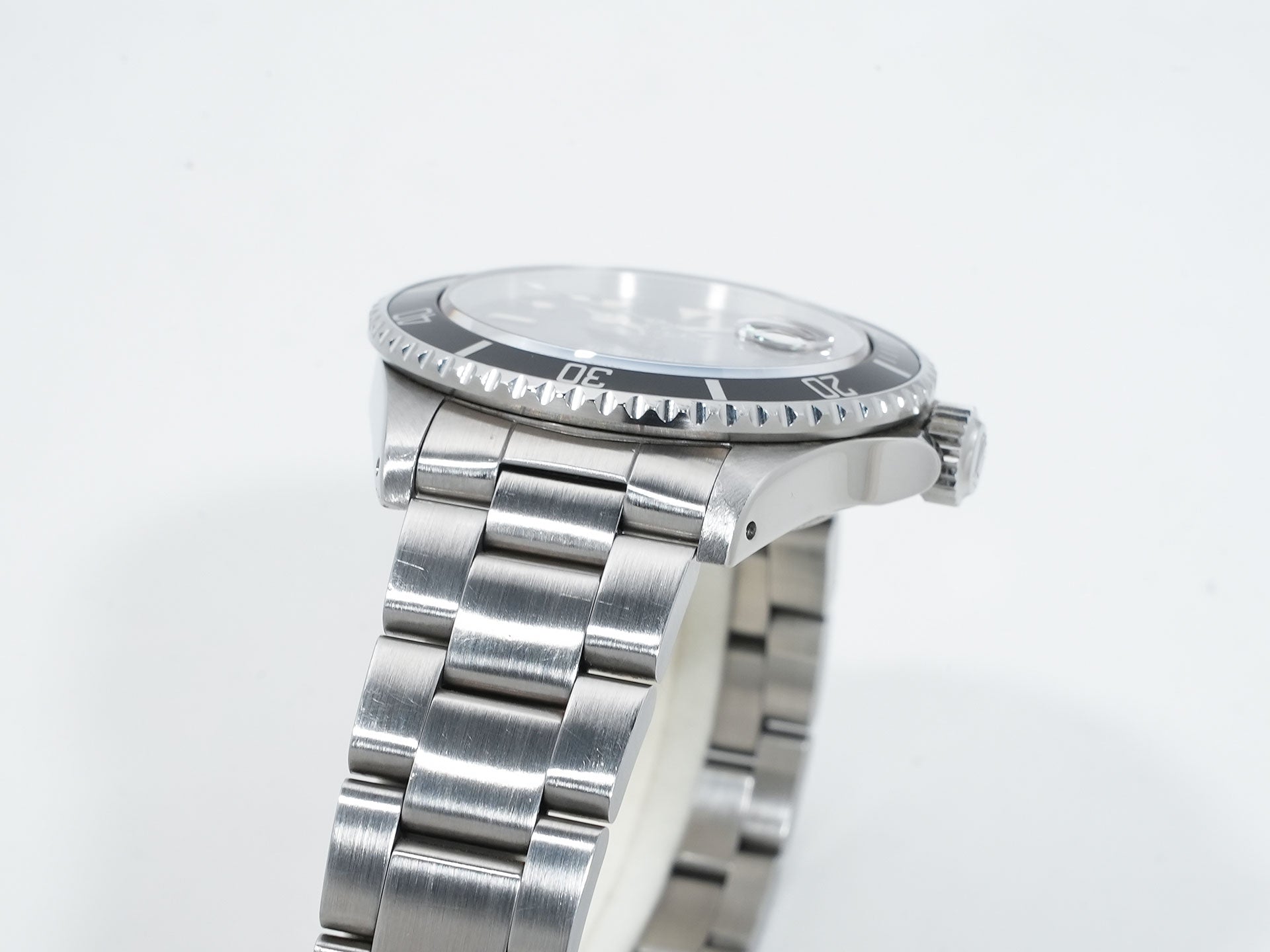 Rolex Submariner Date Ref. 16800 Stainless Steel Black Dial Pre-owned n5p53msh