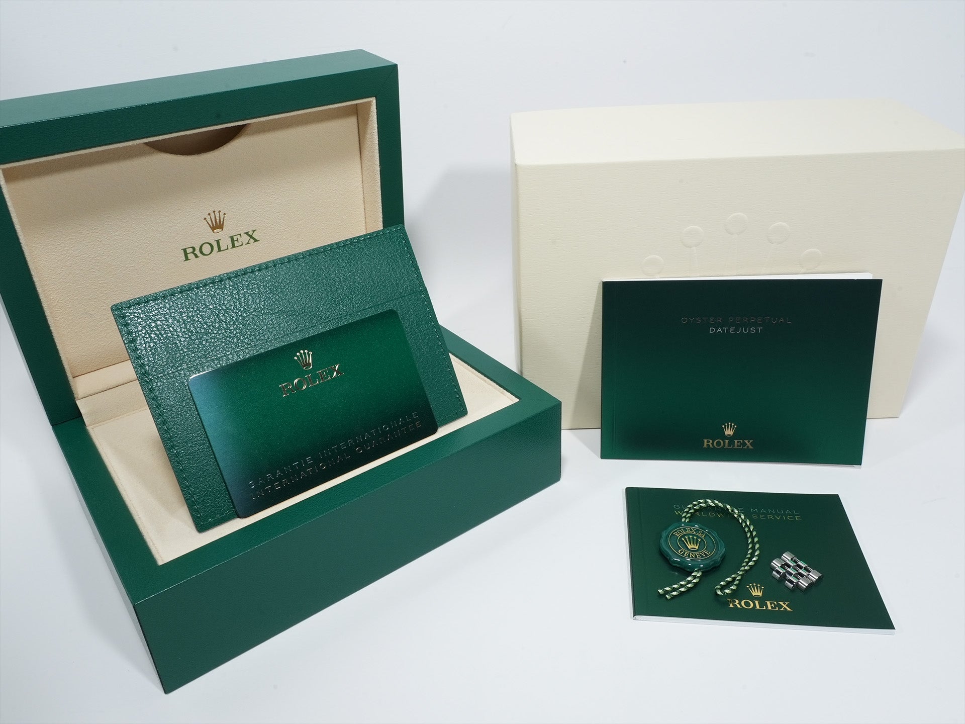 Rolex Datejust 36 Ref. 126234G Stainless Steel/White Gold Black 10-Piece Diamond Dial Jubilee Bracelet Excellent Condition 77q7msvn