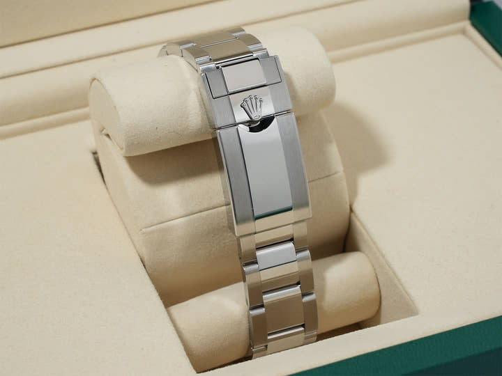 Rolex GMT-Master II Ref. 126720VTNR Stainless Steel Black Dial Oyster Bracelet Unused e47jvbrw