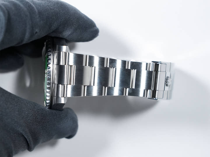 Rolex Submariner Date Ref. 126610LV Stainless Steel Black Dial Excellent Condition 3f85vtxy