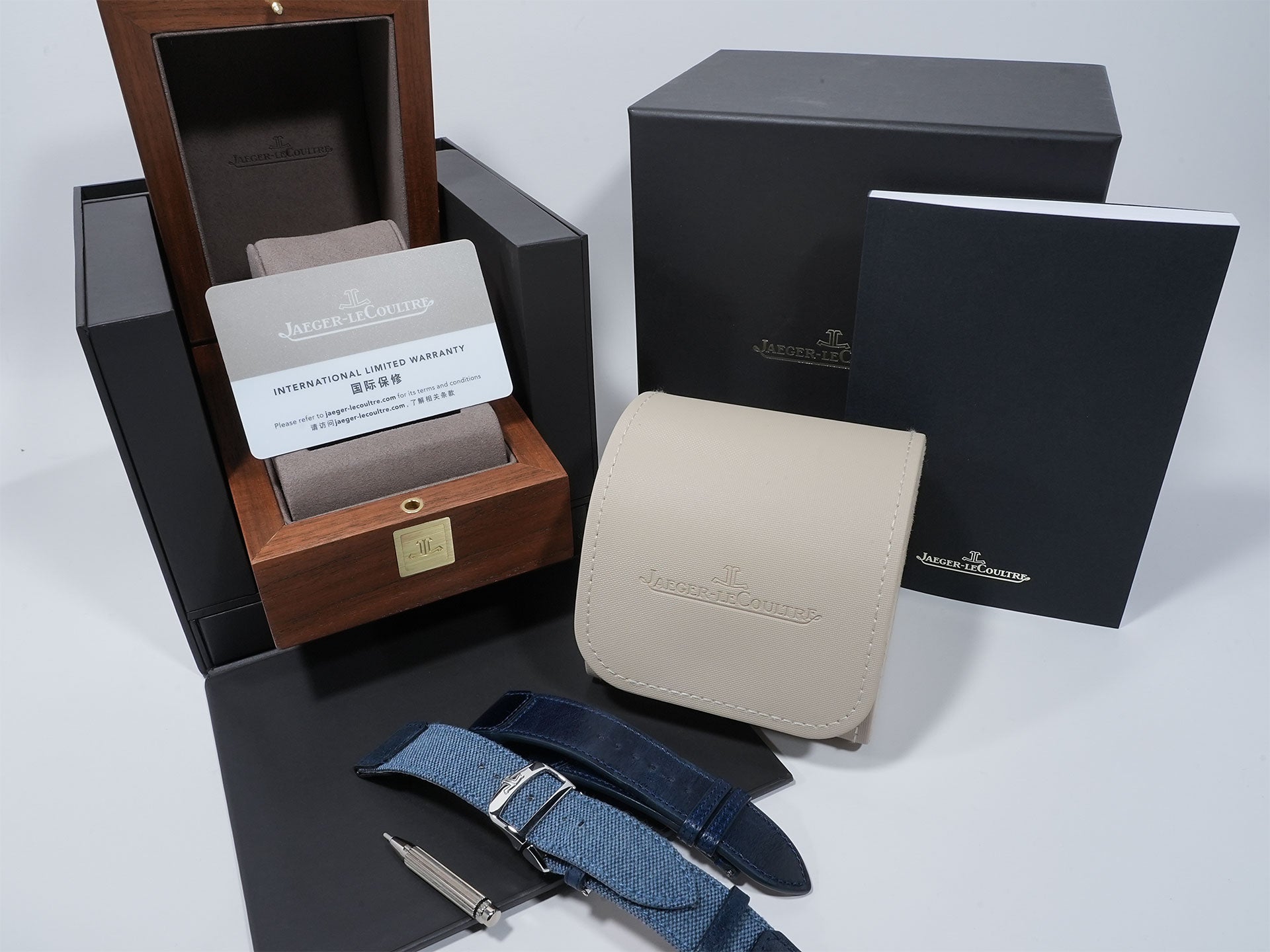 Jaeger-LeCoultre Reverso Tribute Duo Ref. Q3918420 Stainless Steel Silver with Blue Dial Pre-owned 342p4e8a