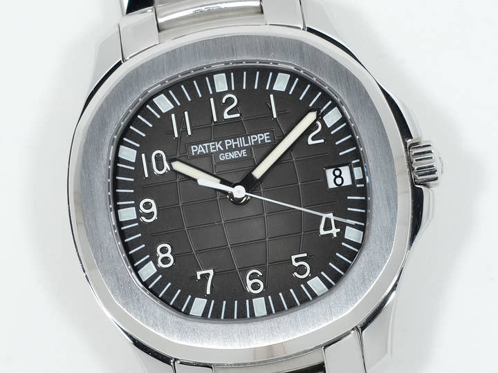 パテックフィリップ アクアノート エクストララージ Ref.5167/1A-001 ステンレススチール ブラック文字盤 中古 8wzg8d5d