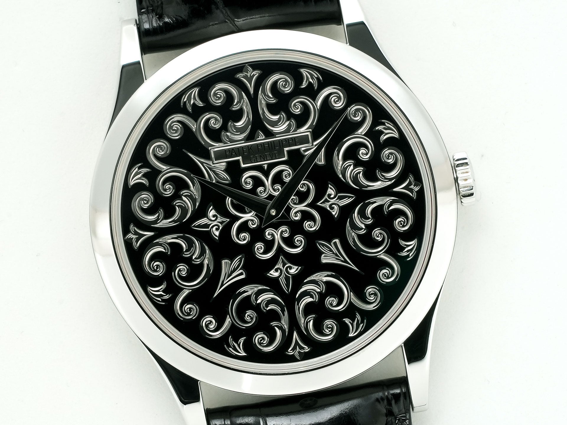 パテックフィリップ カラトラバ Ref.5088P-001 プラチナ 手彫金を施した黒七宝文字盤 美中古 q7ye4ob7