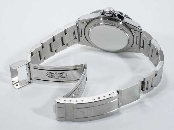 Rolex Submariner Date Ref. 1680 Stainless Steel Black Dial Pre-owned a67x7vxv