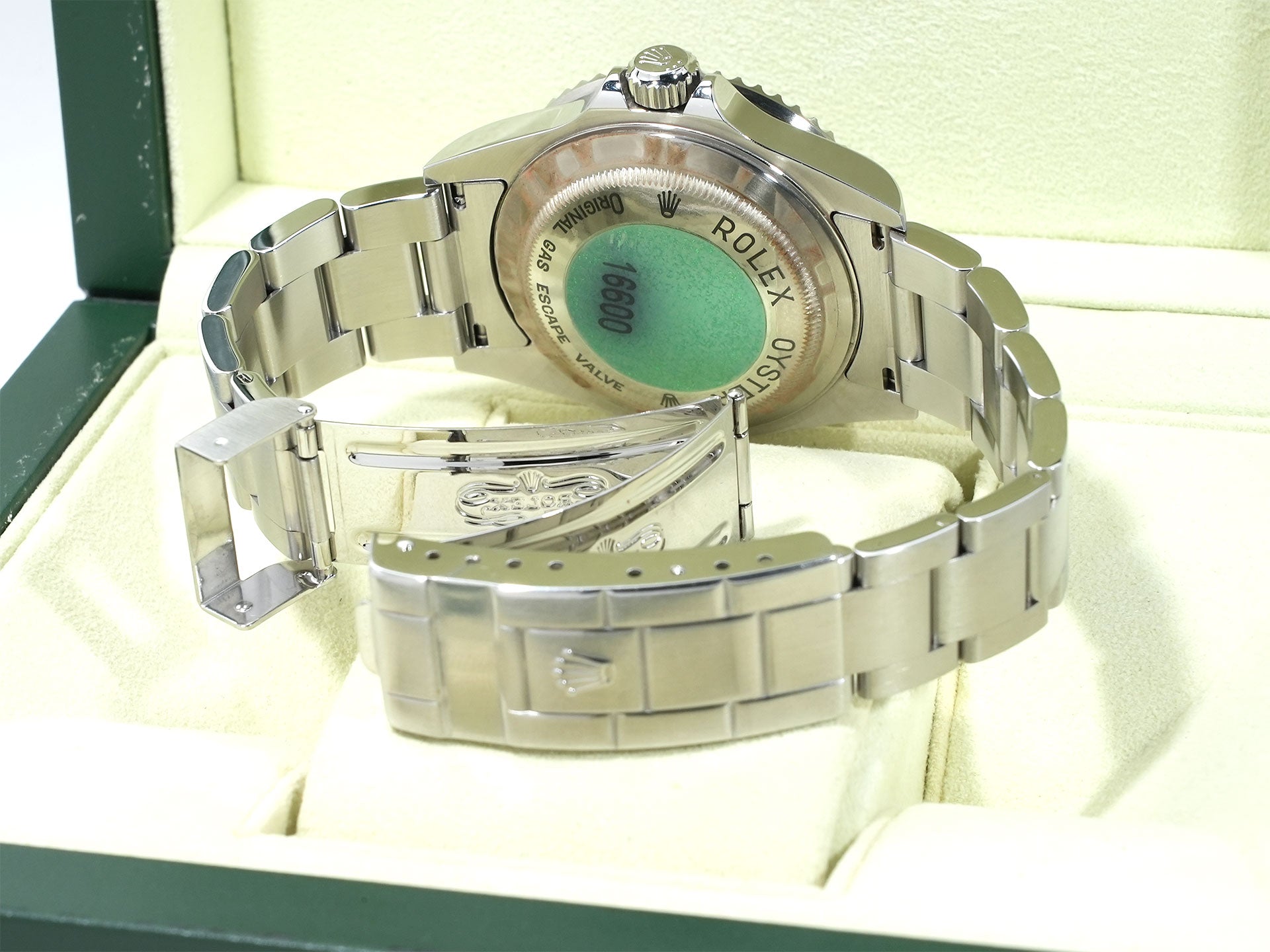 Pre-owned Rolex Sea-Dweller Ref. 16600 Stainless Steel Black Dial jp4r66pz