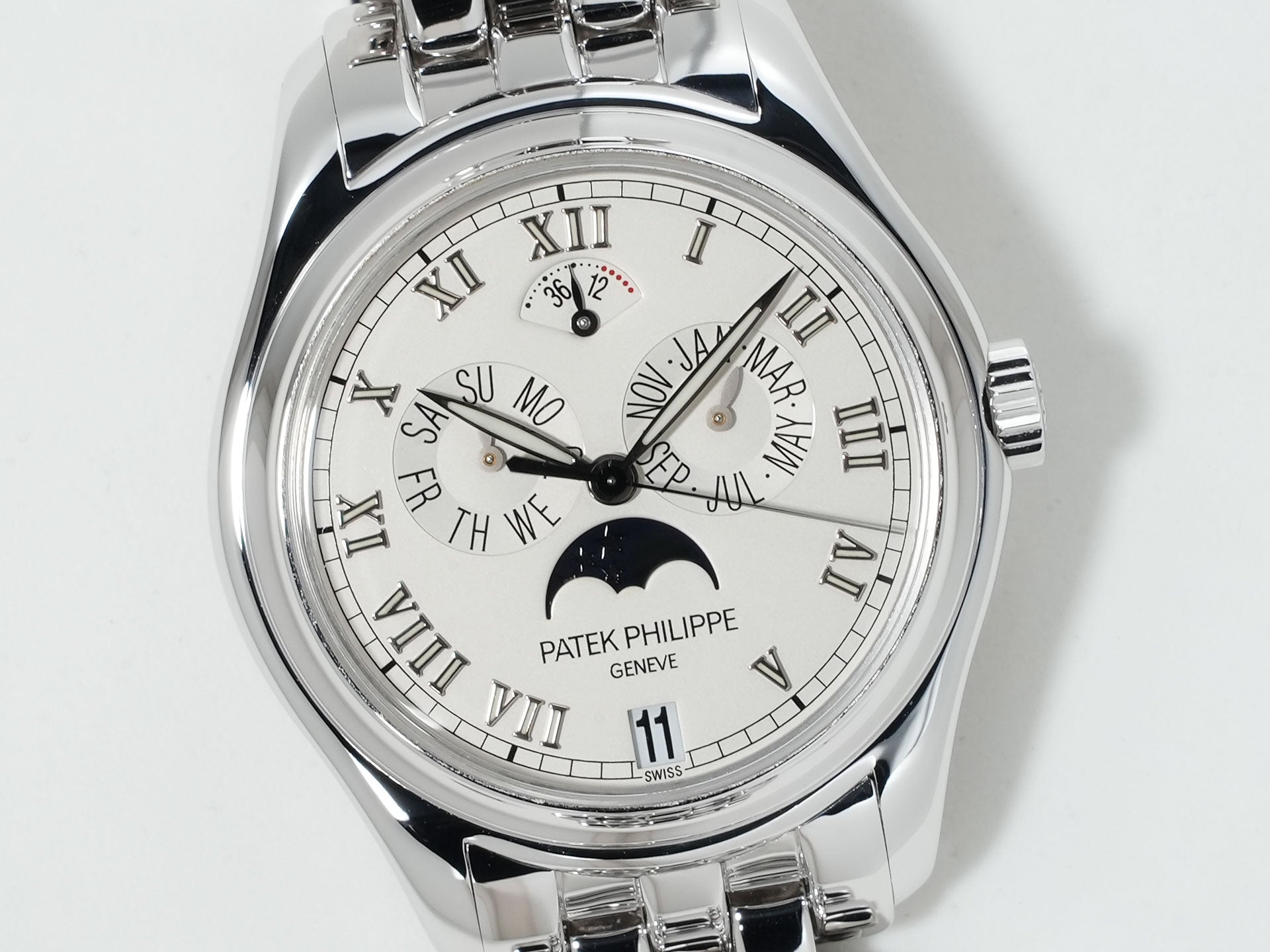 Patek Philippe Annual Calendar Moon Phase Ref. 5036/1G-017 White Gold Silver Dial Excellent Condition nxhnriee