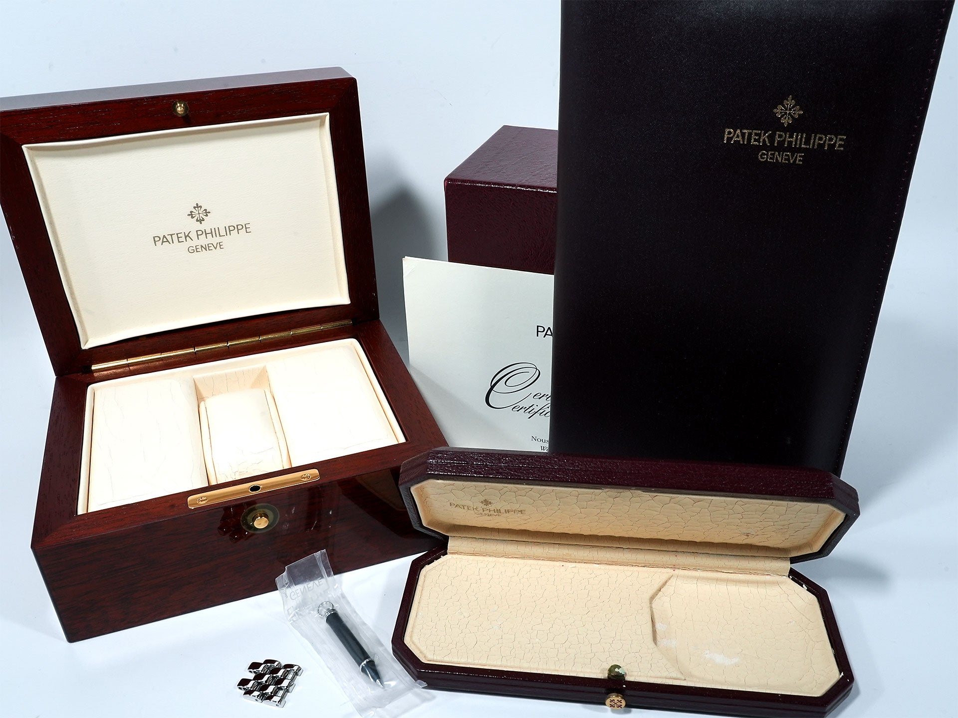 Patek Philippe Annual Calendar Moon Phase Ref. 5036/1G-017 White Gold Silver Dial Excellent Condition nxhnriee