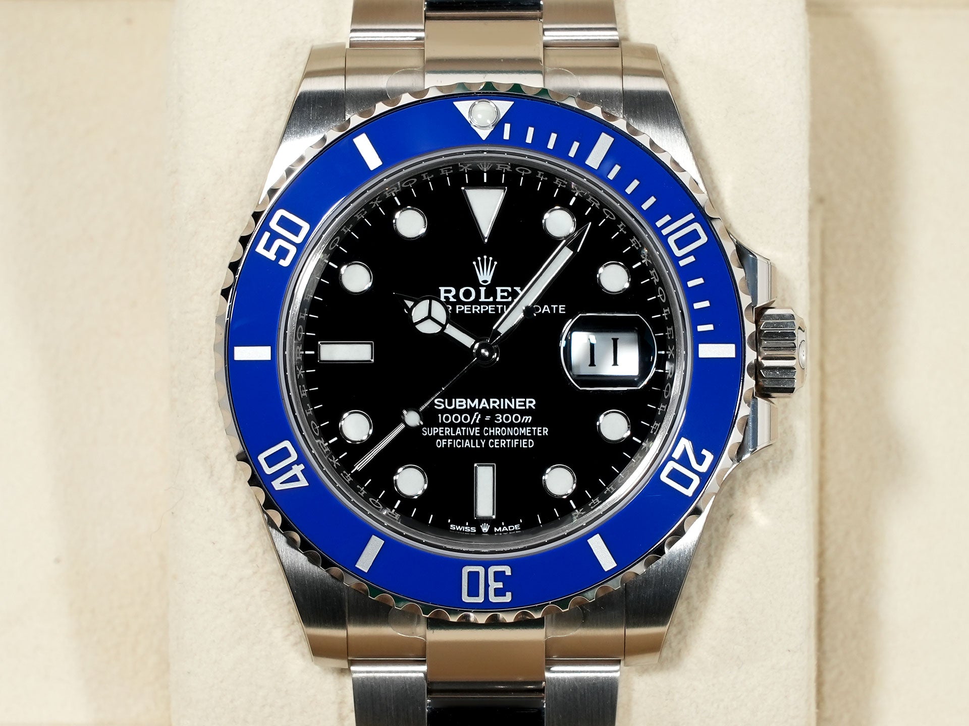 ロレックス サブマリーナー デイト Ref.126619LB ホワイトゴールド ブラック文字盤 未使用 thr32bve