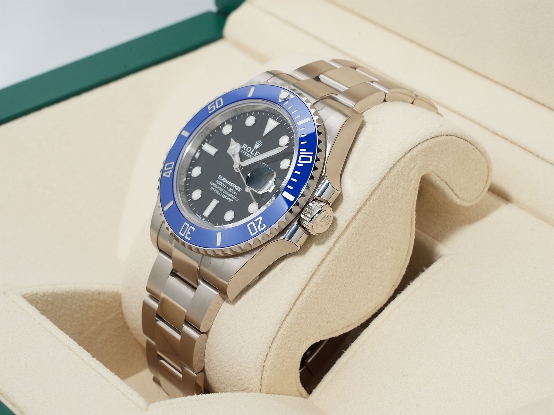 ロレックス サブマリーナー デイト Ref.126619LB ホワイトゴールド ブラック文字盤 未使用 thr32bve