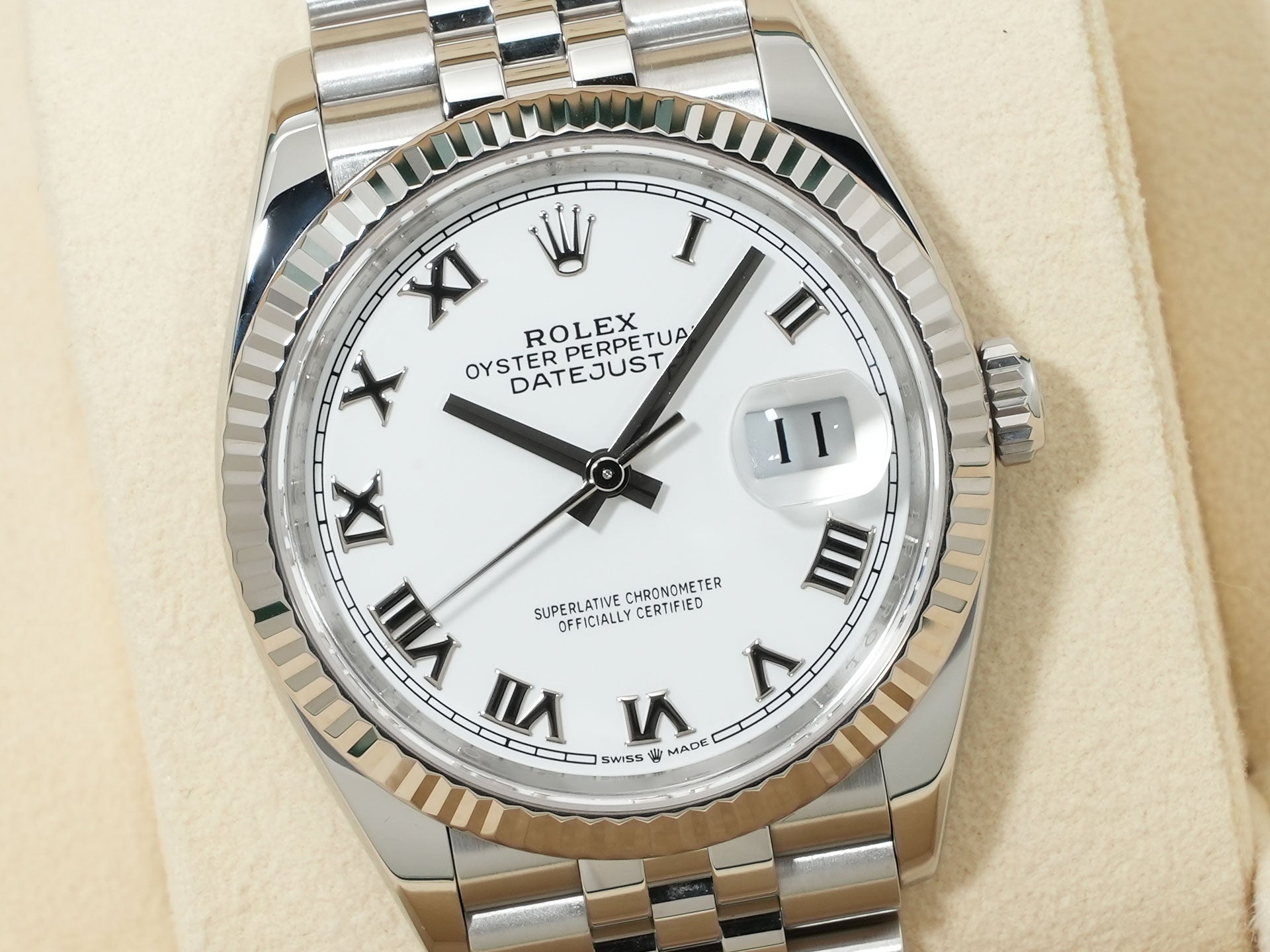 Rolex Datejust 36 Ref. 126234 Stainless Steel/White Gold White Roman Dial Jubilee Bracelet Excellent Condition 58nxoiqc
