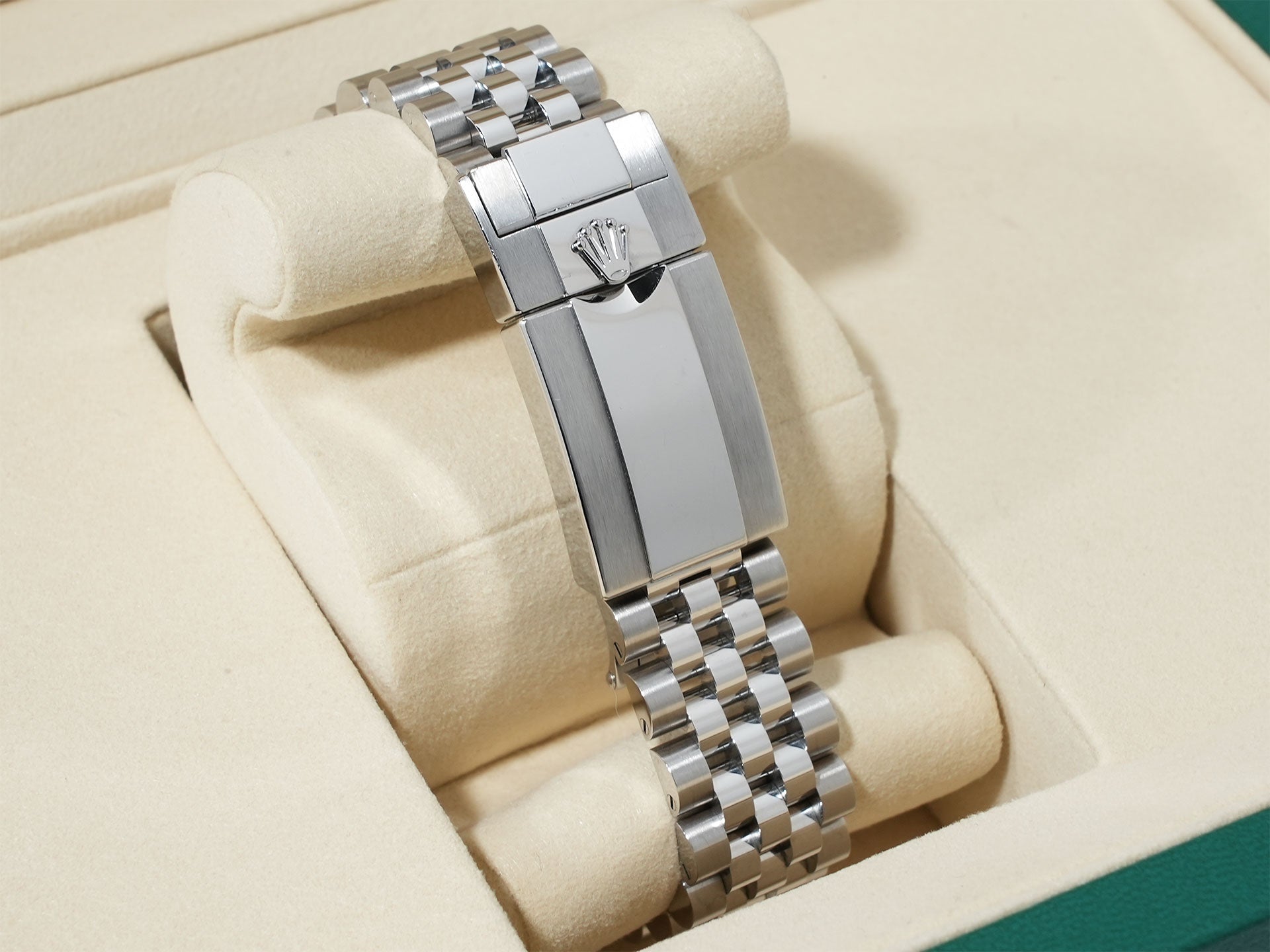 Pre-owned Rolex GMT-Master II Ref. 126710BLNR Stainless Steel Black Dial Jubilee Bracelet k9949c7t