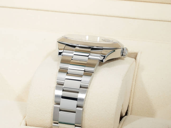 ロレックス デイトジャスト41 Ref.126300 ステンレススチール ミントグリーン文字盤 オイスターブレスレット 美品 poifsjo9