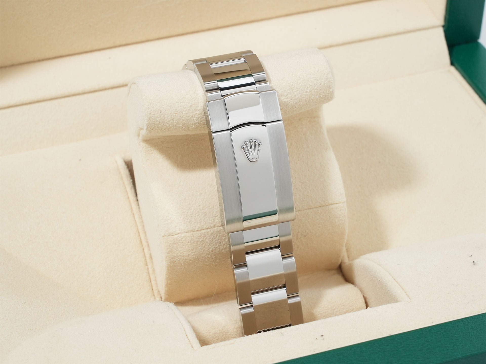 ロレックス デイトジャスト41 Ref.126300 ステンレススチール ミントグリーン文字盤 オイスターブレスレット 美品 poifsjo9