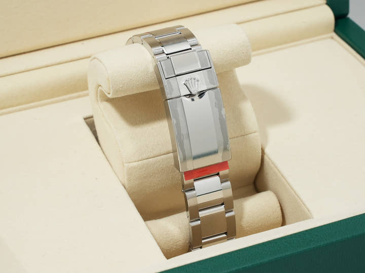 Rolex Daytona Ref. 126500LN Stainless Steel Black Dial Unused 3b2tqzkh