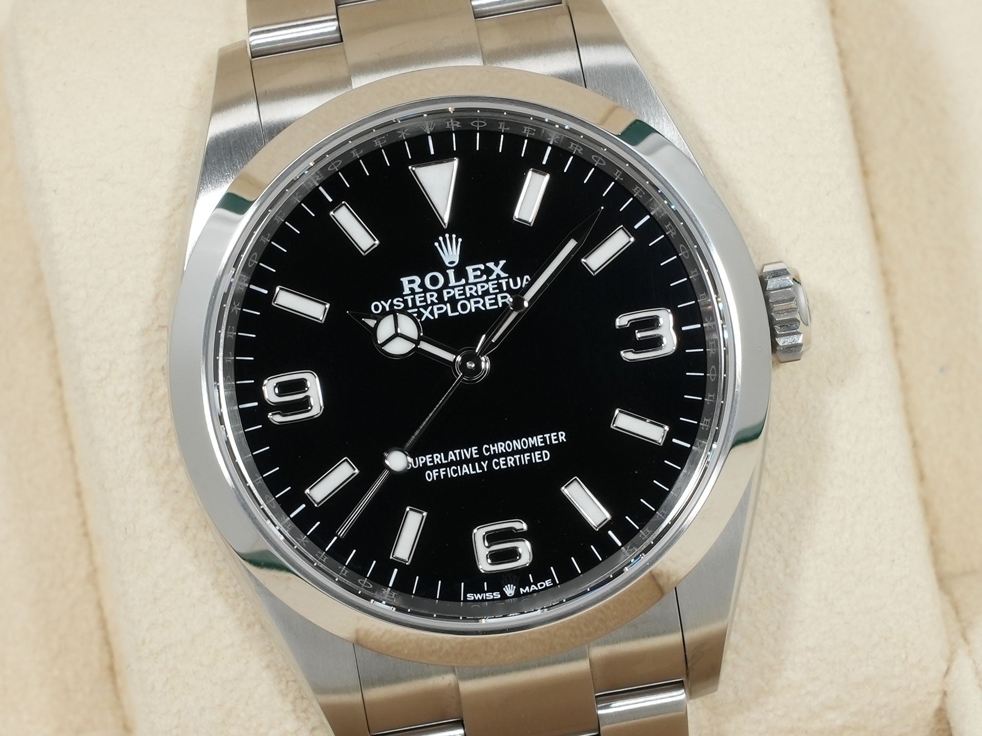 ロレックス エクスプローラー36 Ref.124270 ステンレススチール ブラック文字盤 オイスターブレスレット 美中古 uhcqi84e