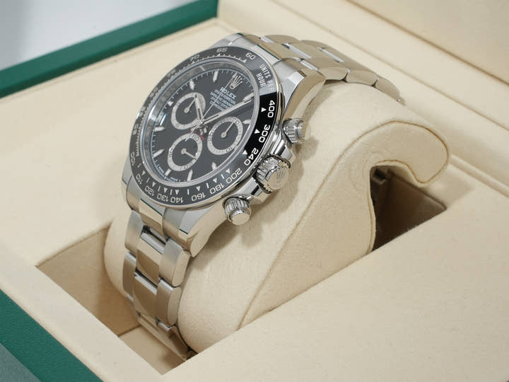 ロレックス デイトナ Ref.126500LN ステンレススチール ブラック文字盤 未使用 qo8y9iwa