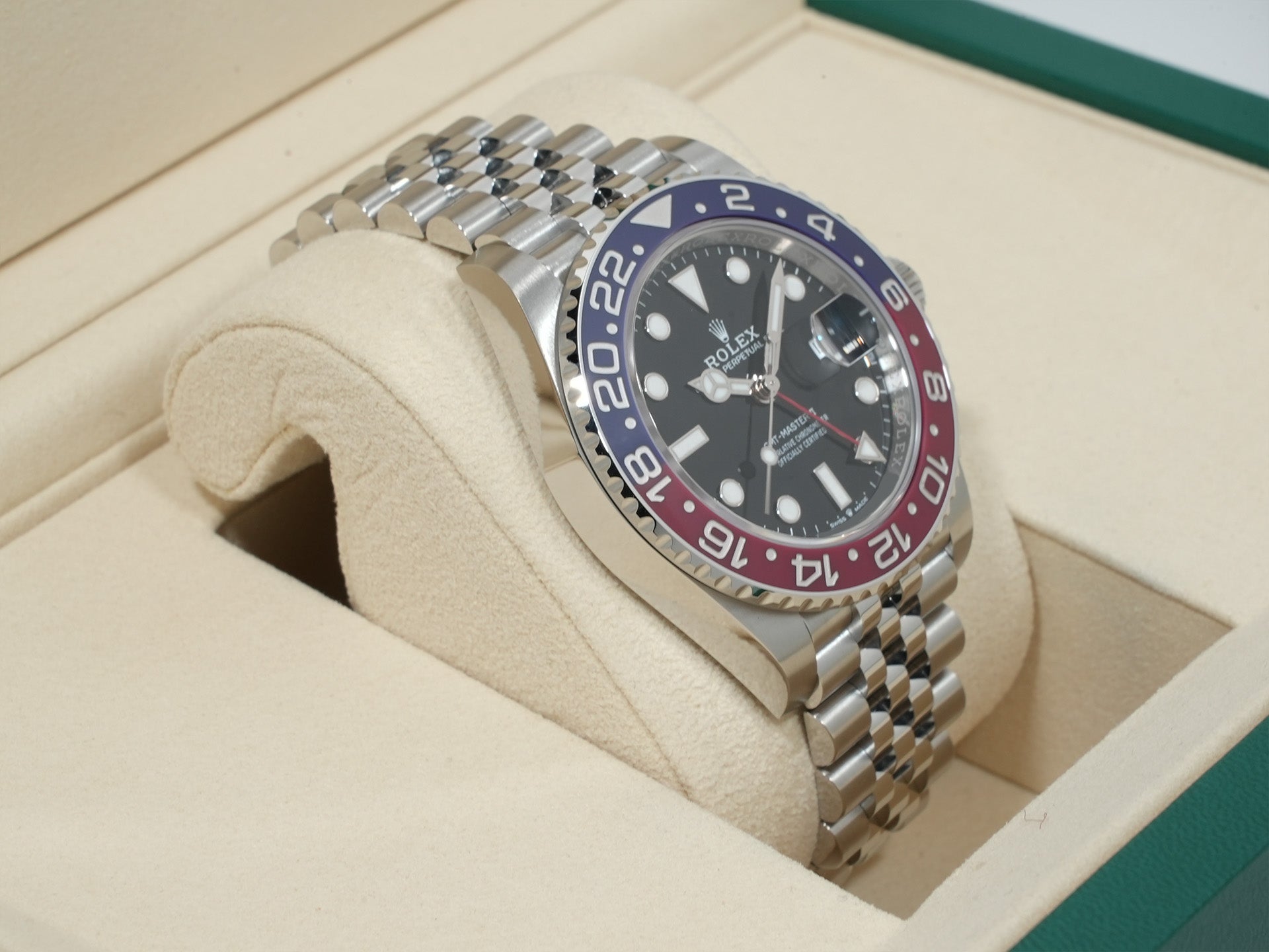 ロレックス GMTマスターII Ref.126710BLRO ステンレススチール ブラック文字盤 ジュビリーブレスレット 未使用 v9e3cxuf