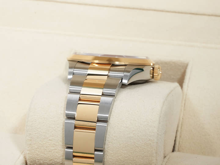 ロレックス エクスプローラー36 Ref.124273 ステンレススチール/イエローゴールド ブラック文字盤 オイスターブレスレット 極美品 udgwgkap