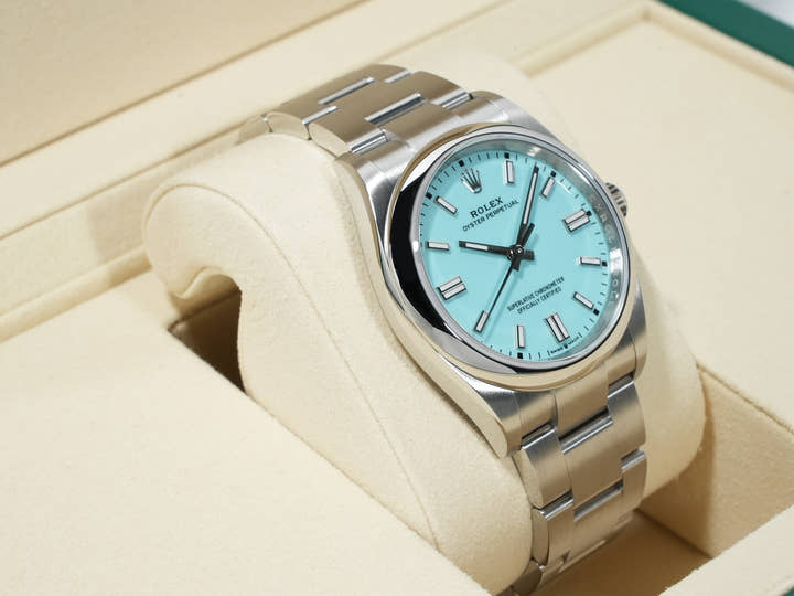 ロレックス オイスターパーペチュアル36 Ref.126000 ステンレススチール ターコイズ文字盤 未使用 4o4pij2a