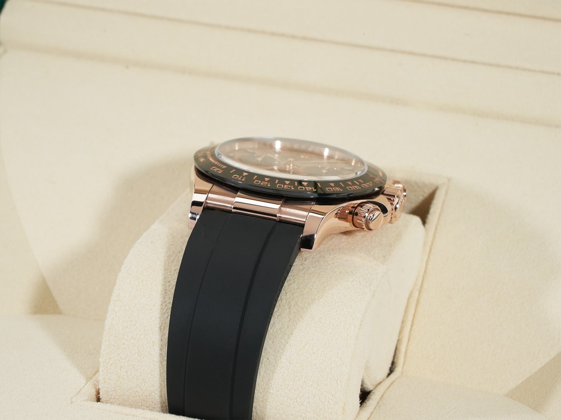 ロレックス デイトナ Ref.116515LN エバーローズゴールド ピンクxブラック文字盤 中古 f28qbiaw