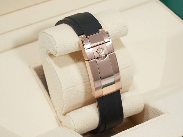 ロレックス デイトナ Ref.116515LN エバーローズゴールド ピンクxブラック文字盤 中古 f28qbiaw