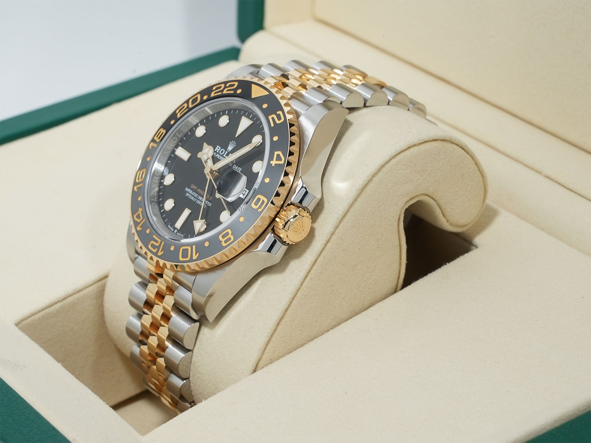 ロレックス GMTマスターII Ref.126713GRNR ステンレススチール/イエローゴールド ブラック文字盤 ジュビリーブレスレット 未使用 9ypiq4r7
