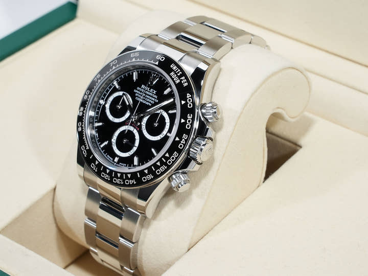 ロレックス デイトナ Ref.126500LN ステンレススチール ブラック文字盤 未使用 cdrybu9e