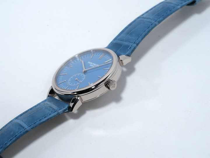 パテックフィリップ カラトラバ グランド エキシビジョン 東京2023 Ref.6127G-010 ホワイトゴールド ラックライトブルー文字盤 中古 cdbjuuxw