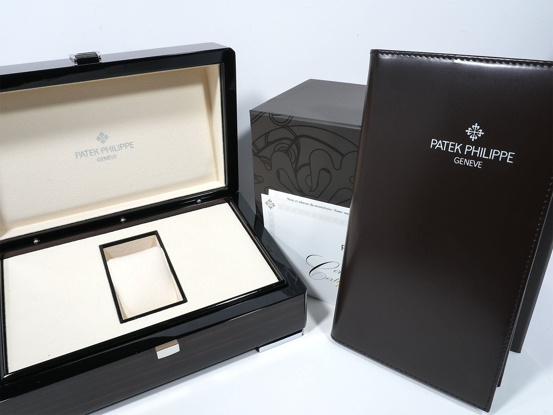 パテックフィリップ カラトラバ グランド エキシビジョン 東京2023 Ref.6127G-010 ホワイトゴールド ラックライトブルー文字盤 中古 cdbjuuxw