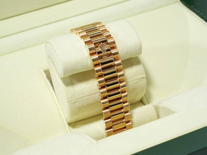 ロレックス デイデイト36 Ref.118238A イエローゴールド シャンパン文字盤 中古 w2h5p9a6