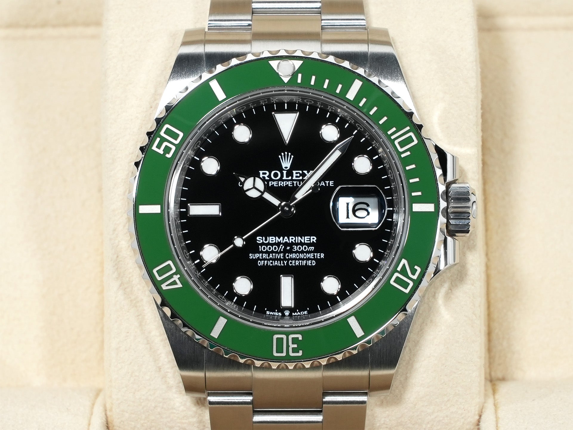 Pre-owned Rolex Submariner Date Ref. 126610LV Stainless Steel Black Dial ivxdtrt6