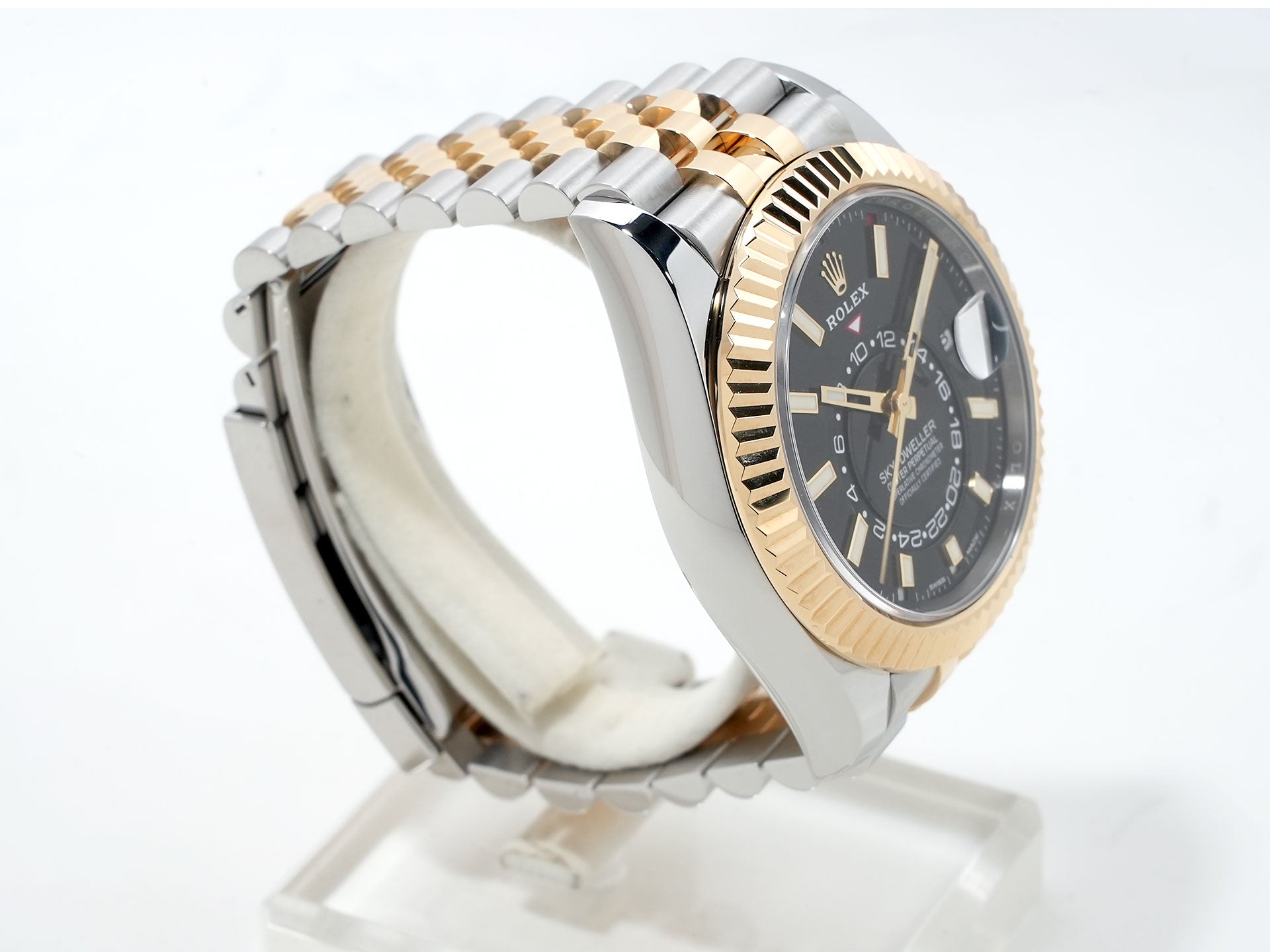 ロレックス スカイドゥエラー Ref.326933 ステンレススチール/イエローゴールド ブラック文字盤 ジュビリーブレスレット 美品 h3r2br8t