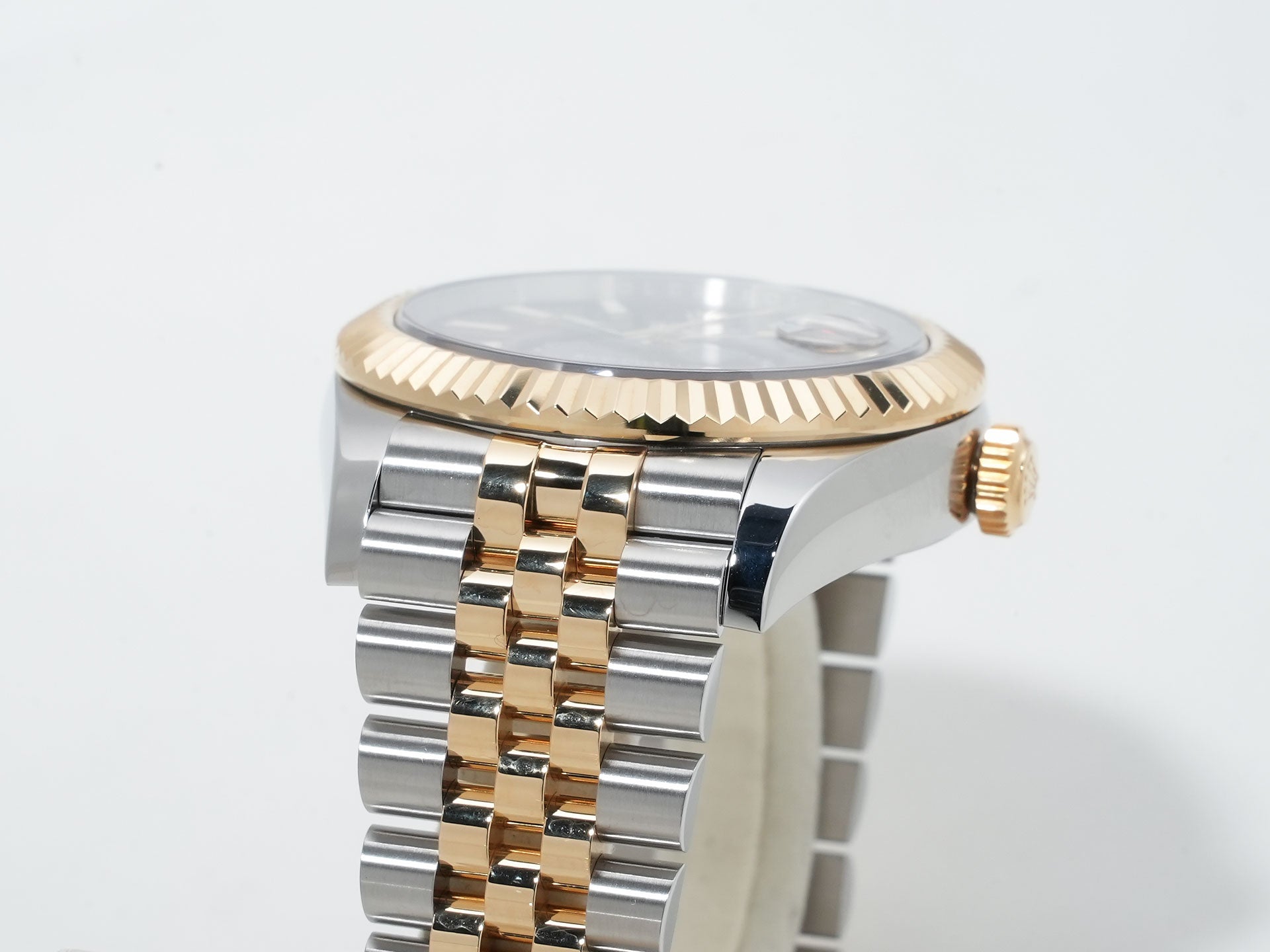 ロレックス スカイドゥエラー Ref.326933 ステンレススチール/イエローゴールド ブラック文字盤 ジュビリーブレスレット 美品 h3r2br8t